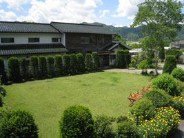 山荘外観